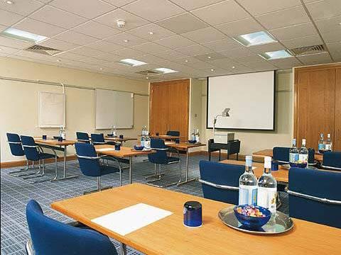 Hotel Bloomsbury By Ihg 4*